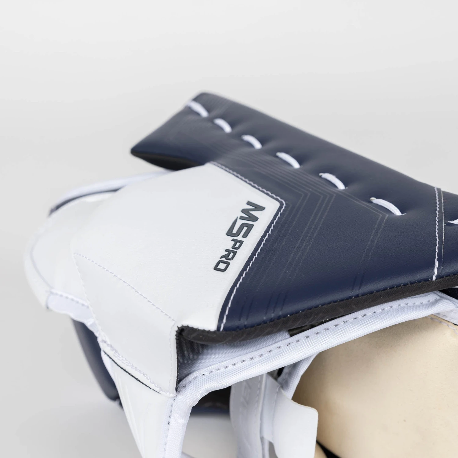 Bauer Supreme M5 Pro Senior Goalie Blocker 7 Bauer Supreme M5 Pro Senior Goalie Blocker - Image 7