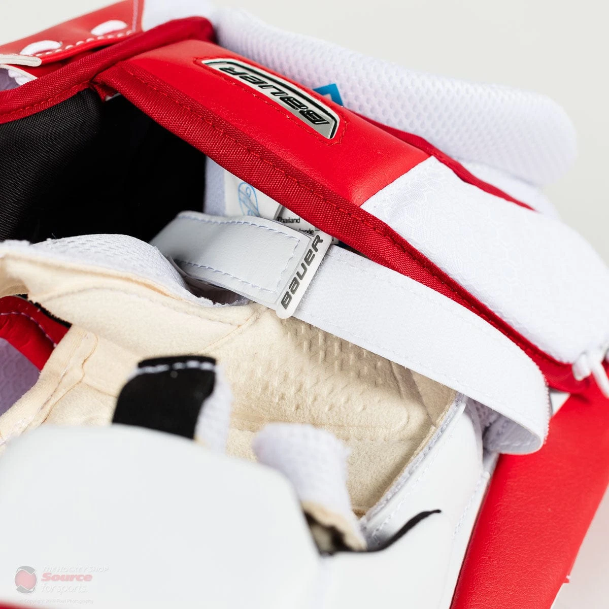 Bauer Vapor 2X Intermediate Goalie Blocker 8 Bauer Vapor 2X Intermediate Goalie Blocker - Image 8