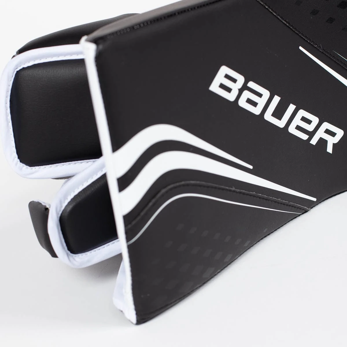 Bauer Vapor X2.7 Senior Goalie Blocker 3 Bauer Vapor X2.7 Senior Goalie Blocker - Image 3