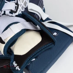 Bauer GSX Junior Goalie Catcher S20 21 Bauer GSX Junior Goalie Catcher S20 -Bauer bauer catchers bauer gsx junior goalie catcher 14451193315394