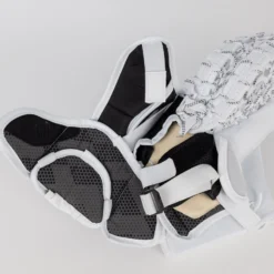 Bauer GSX Junior Goalie Catcher S23 18 Bauer GSX Junior Goalie Catcher S23 -Bauer bauer catchers bauer gsx junior goalie catcher s23 30444922830914