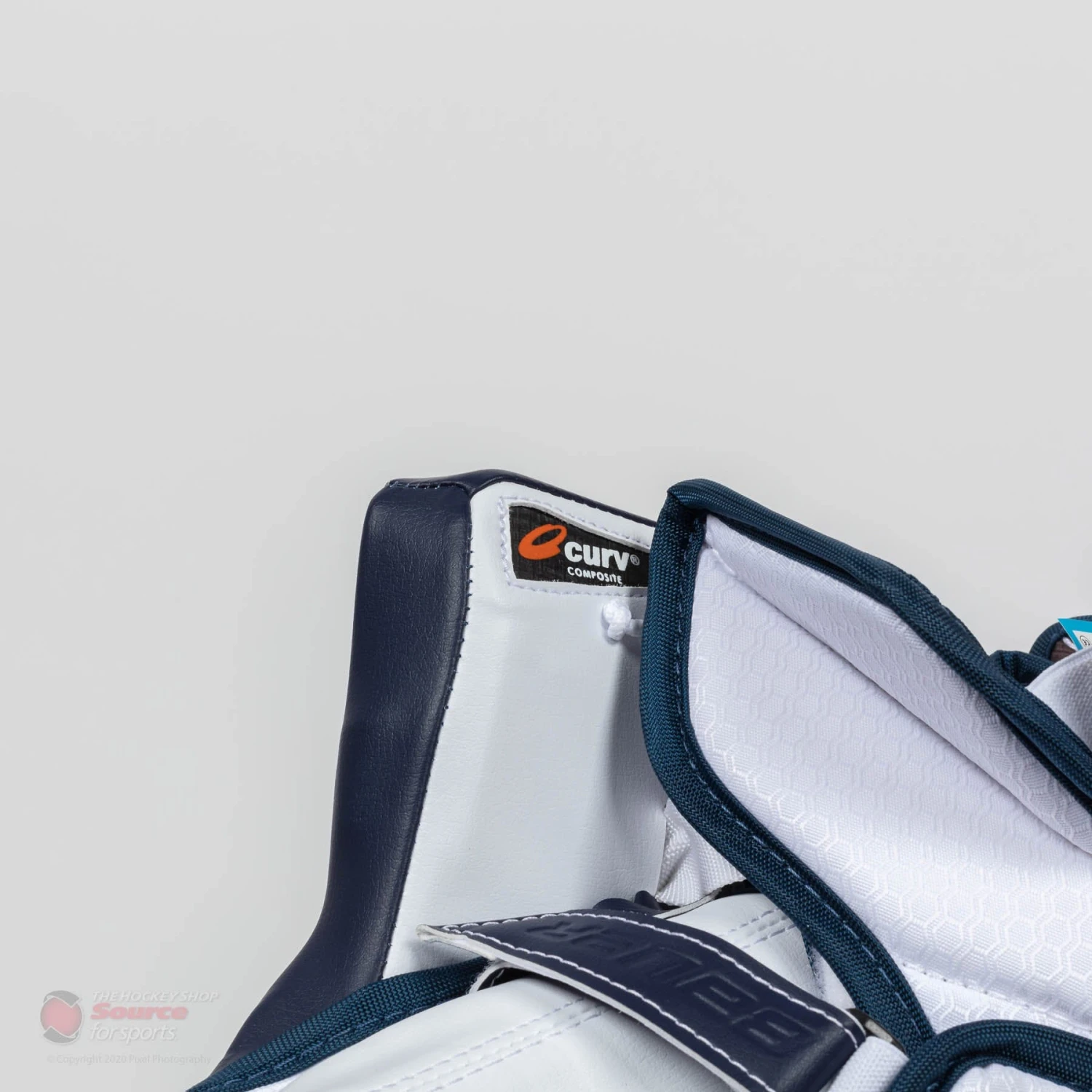 Bauer Supreme 3S Intermediate Goalie Catcher 9 Bauer Supreme 3S Intermediate Goalie Catcher - Image 9