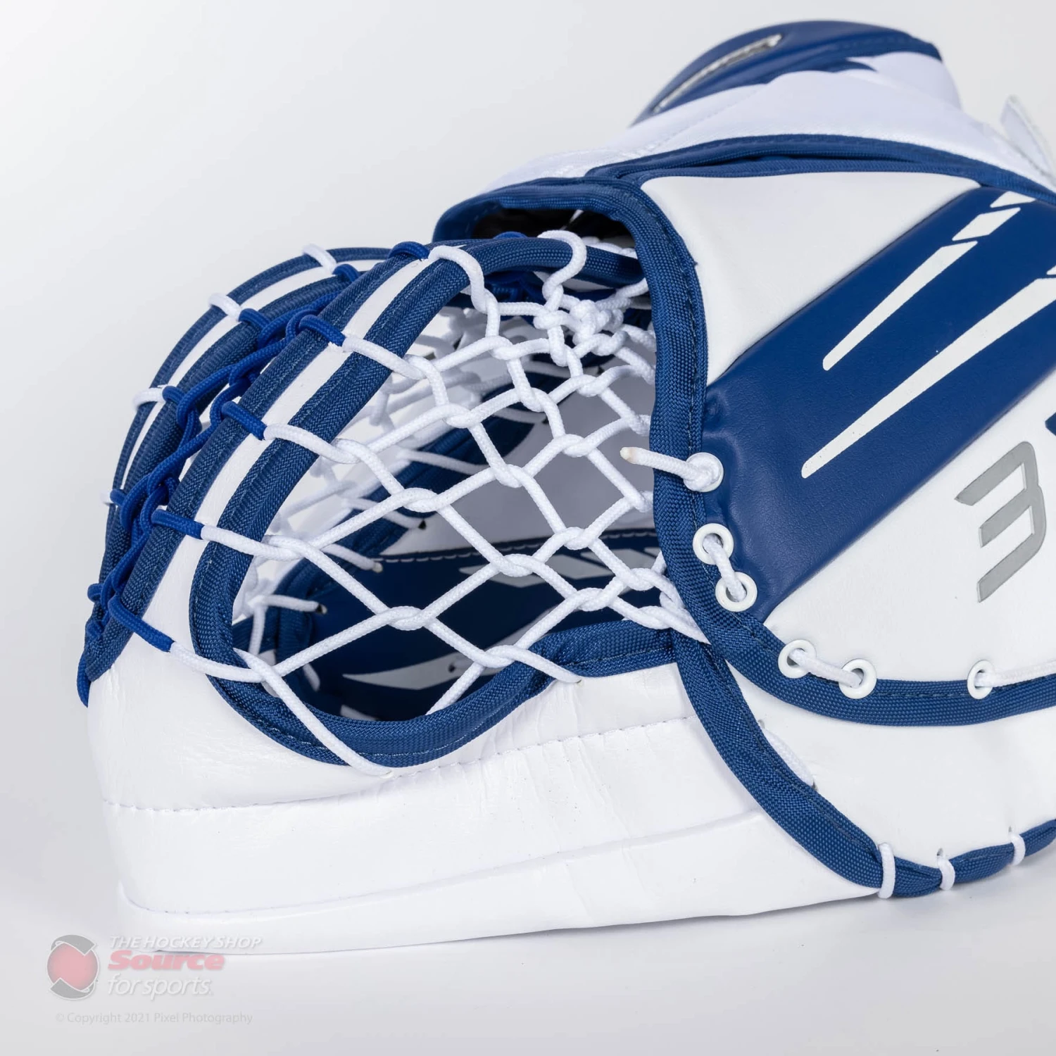 Bauer Vapor 3X Senior Goalie Catcher 7 Bauer Vapor 3X Senior Goalie Catcher - Image 7