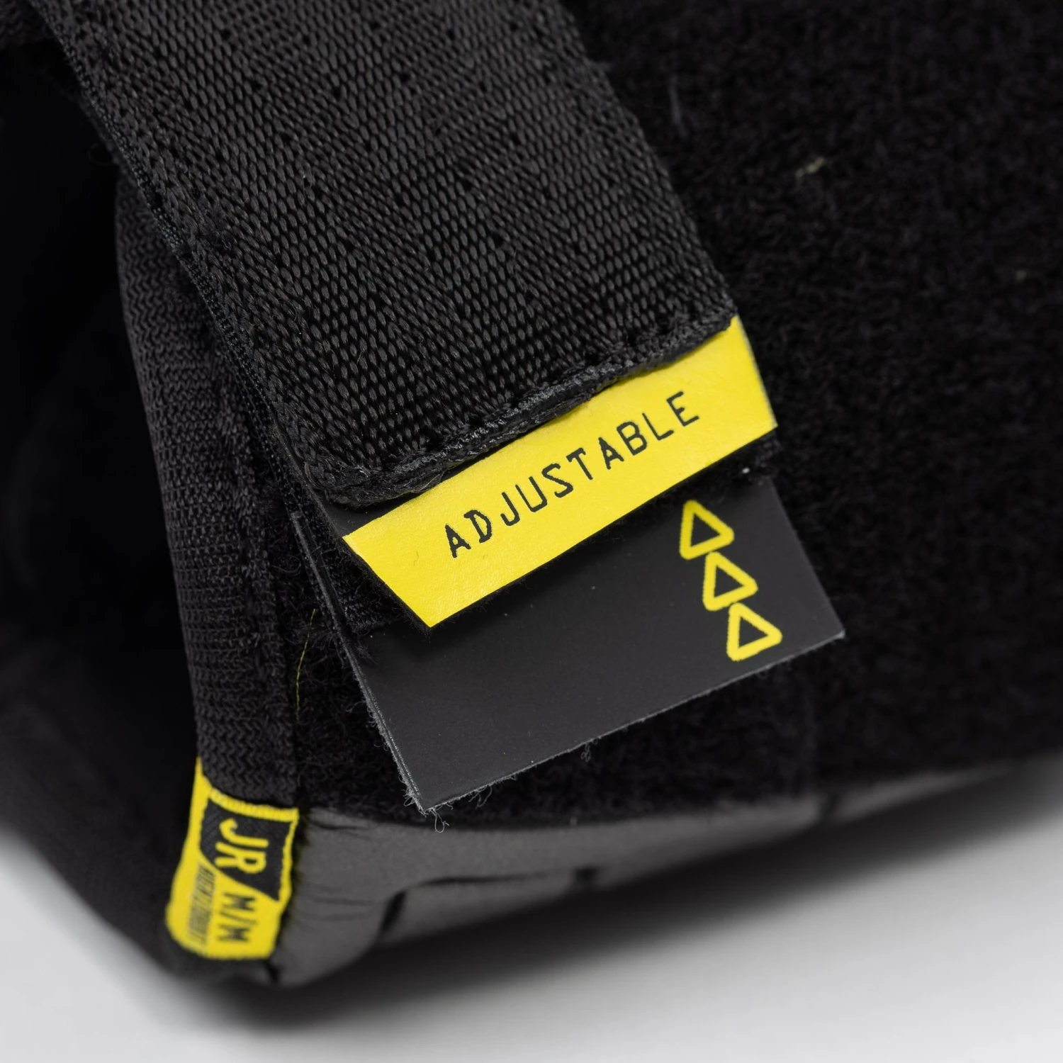 Bauer Supreme Mach Junior Hockey Elbow Pads 7 Bauer Supreme Mach Junior Hockey Elbow Pads - Image 7