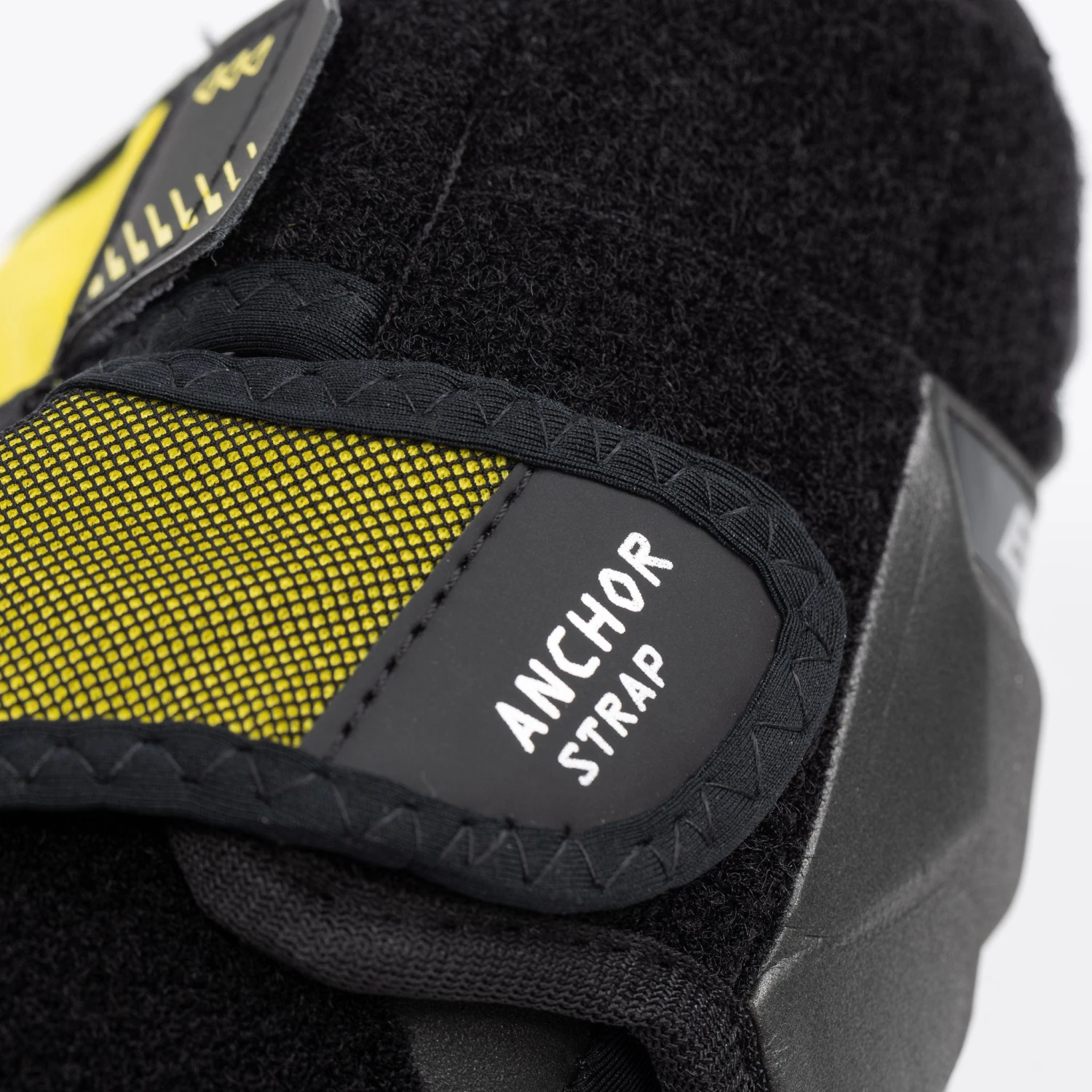 Bauer Supreme Mach Junior Hockey Elbow Pads 4 Bauer Supreme Mach Junior Hockey Elbow Pads - Image 4