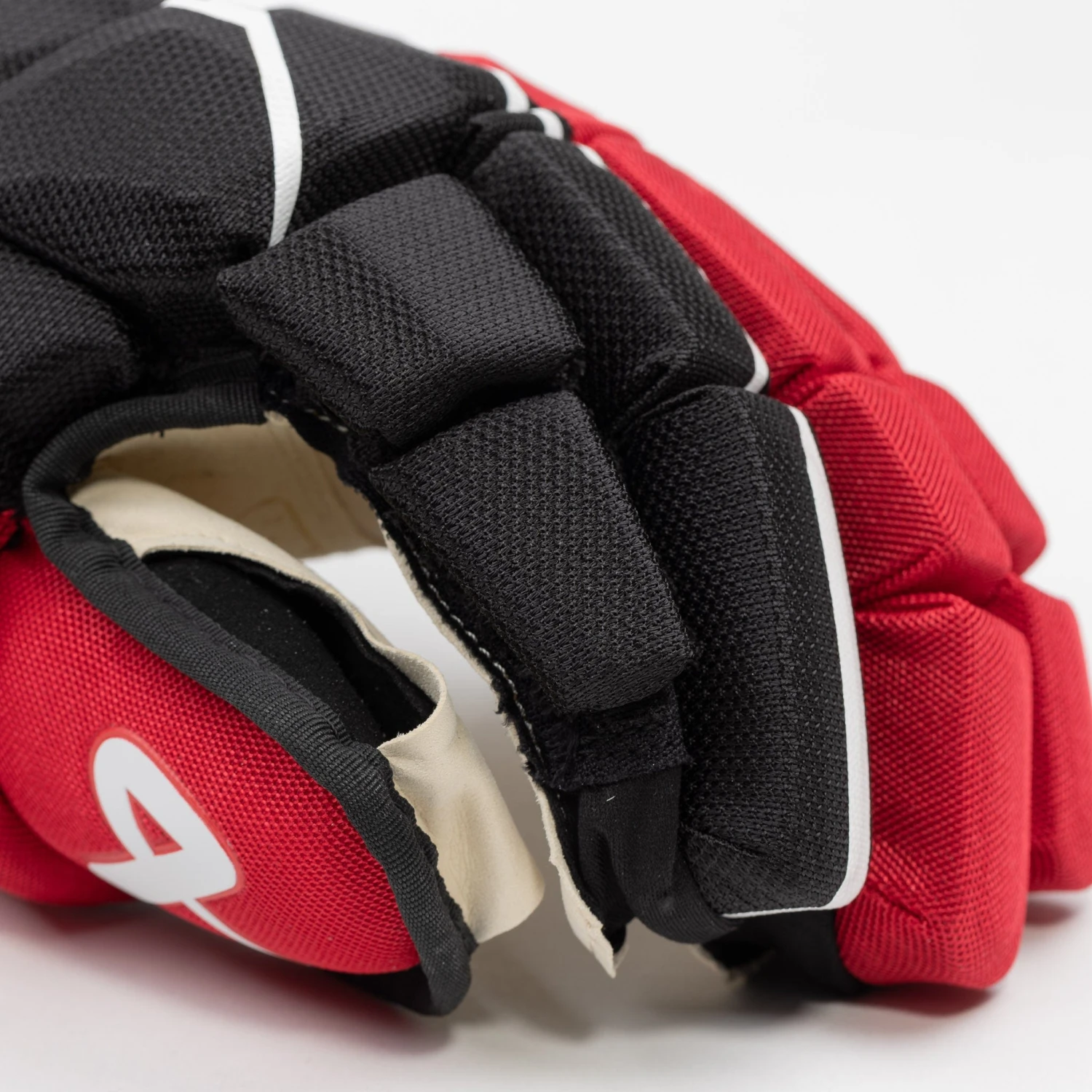 Bauer Supreme M5 Pro Intermediate Hockey Gloves 9 Bauer Supreme M5 Pro Intermediate Hockey Gloves - Image 9