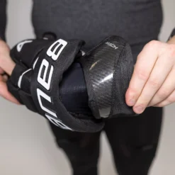 Bauer Supreme Mach Senior Hockey Gloves -Bauer bauer gloves bauer supreme mach senior hockey gloves 30400325288002