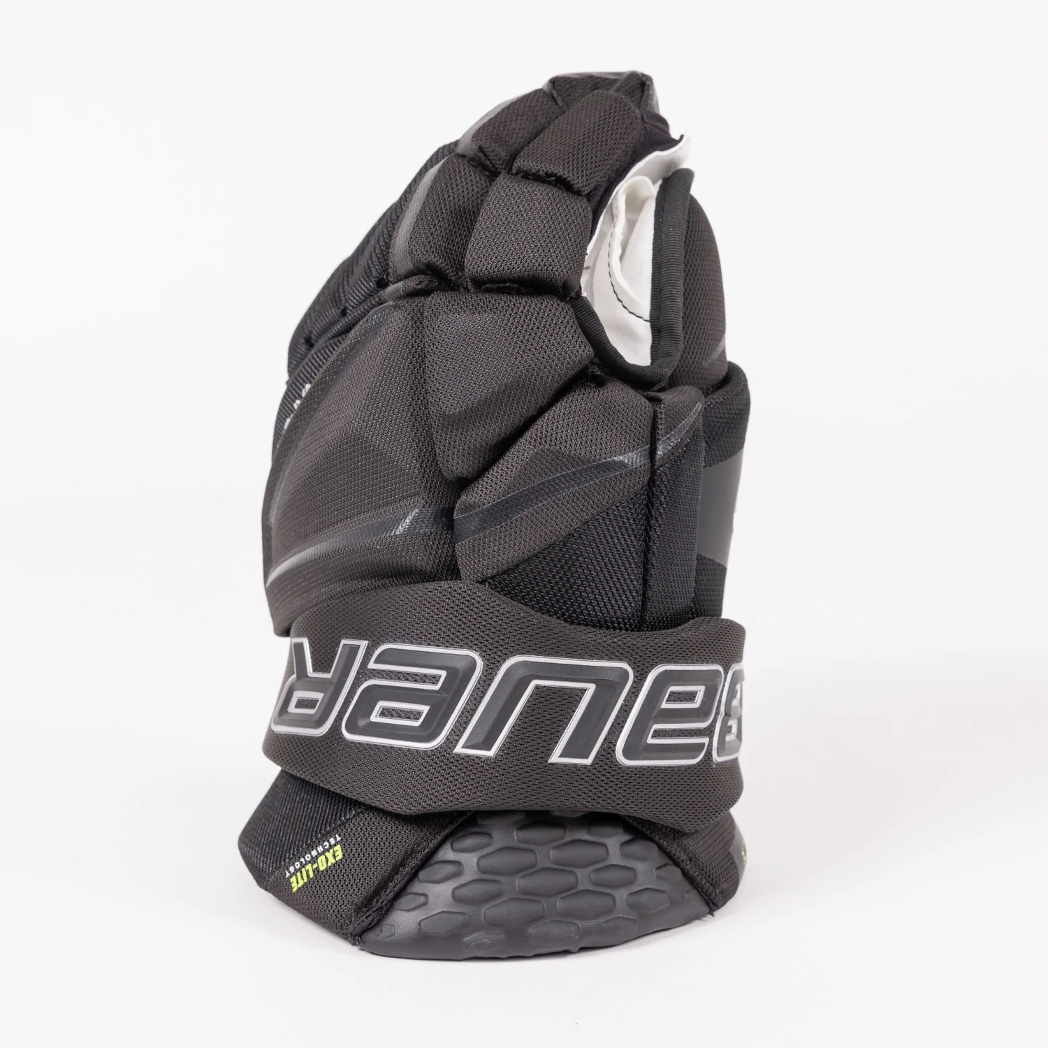 Bauer Vapor Hyperlite Intermediate Hockey Gloves 4 Bauer Vapor Hyperlite Intermediate Hockey Gloves - Image 4