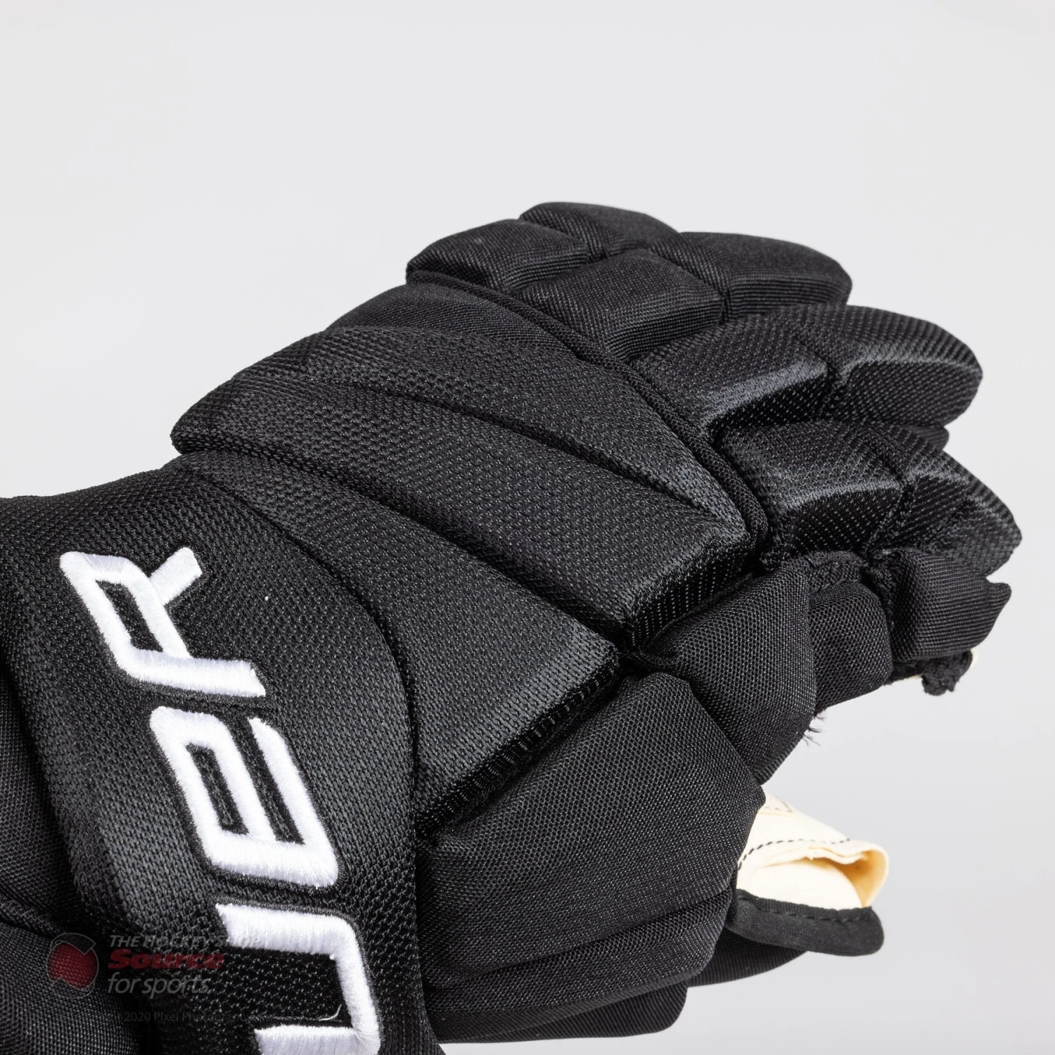 Bauer Vapor Team Pro Junior Hockey Gloves (2019) 2 Bauer Vapor Team Pro Junior Hockey Gloves (2019) - Image 2