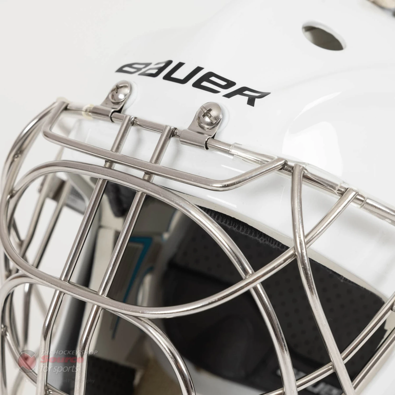 Bauer 940 Pro-Certified Junior Goalie Mask 4 Bauer 940 Pro-Certified Junior Goalie Mask - Image 4
