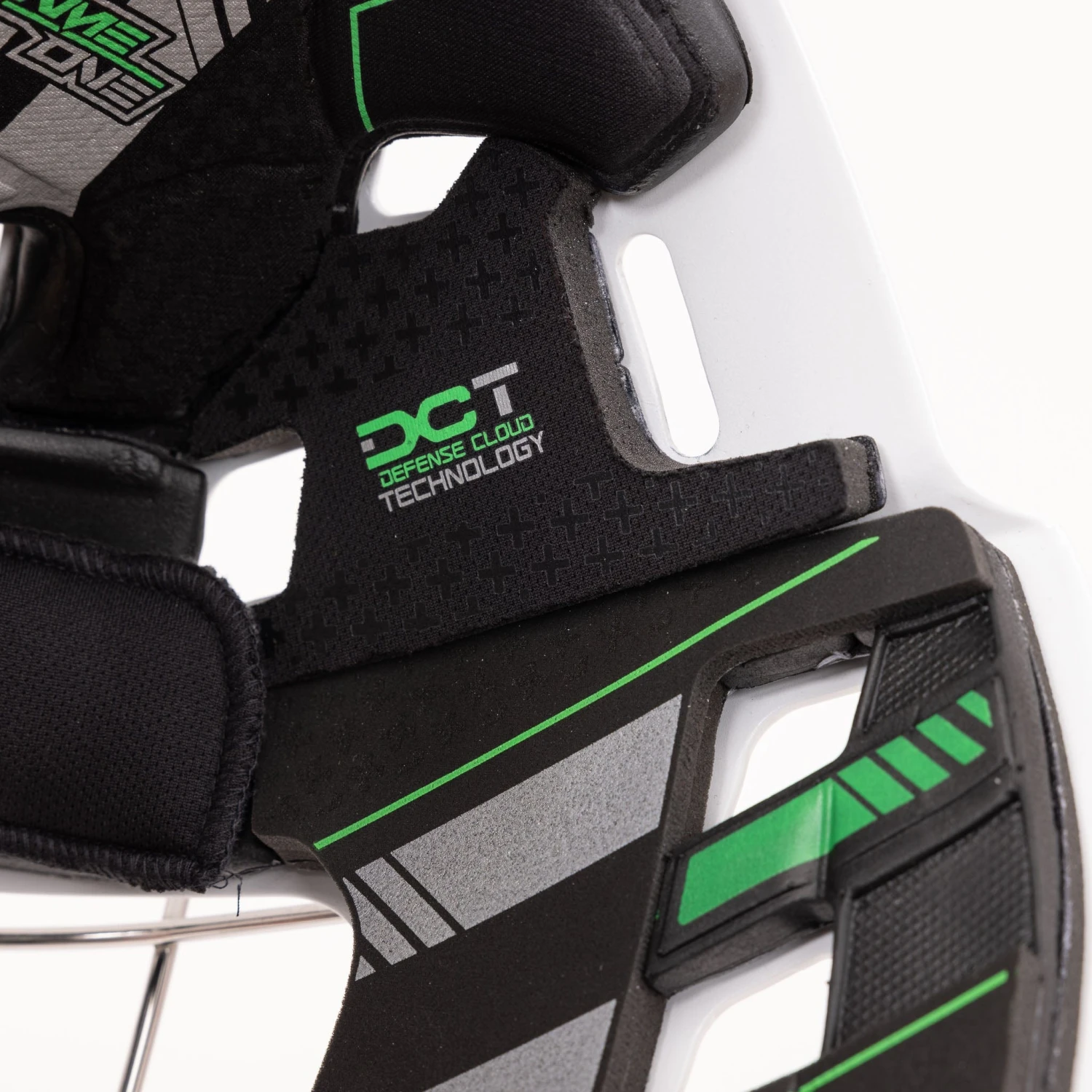 Bauer NME ONE Senior Goalie Mask 12 Bauer NME ONE Senior Goalie Mask - Image 12