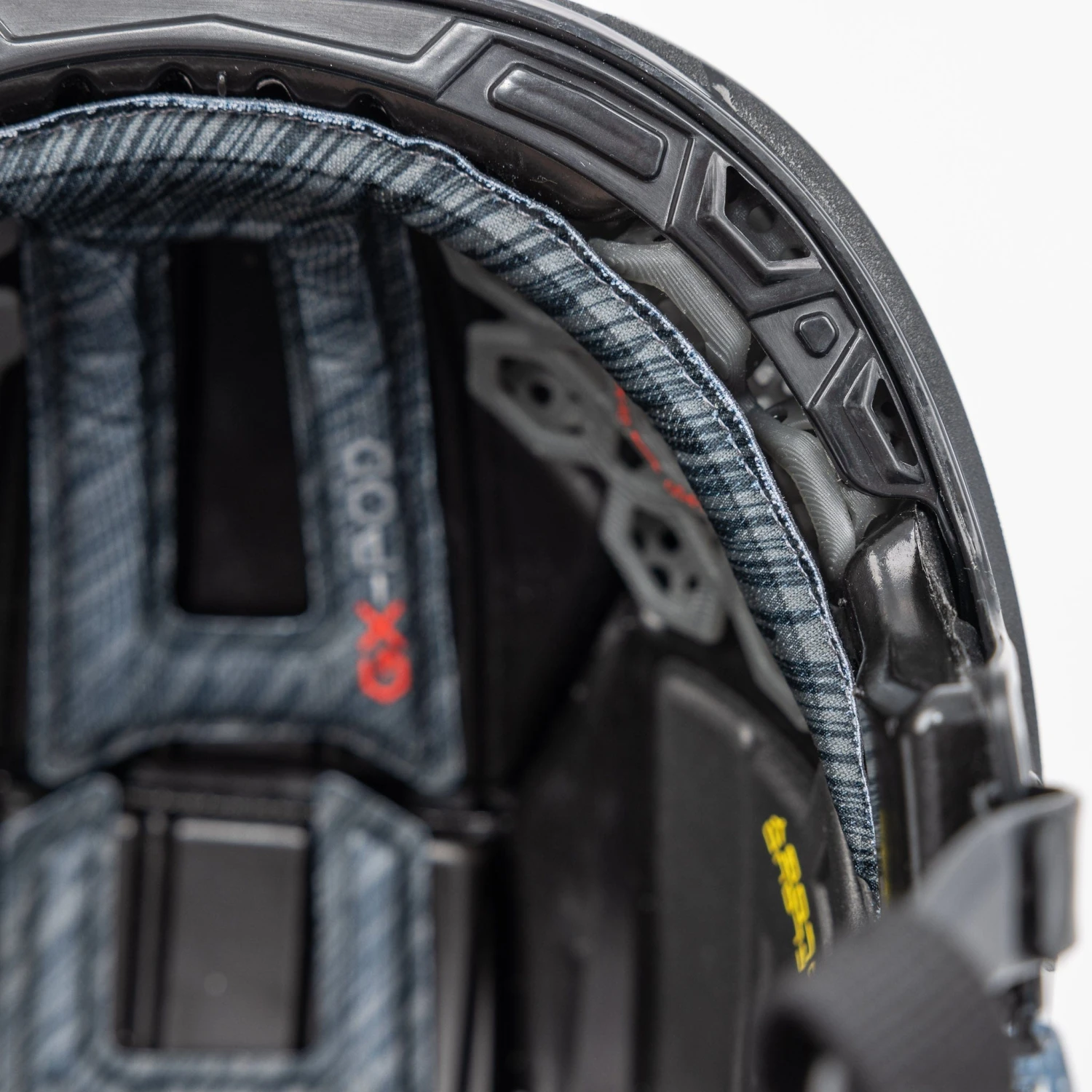 Bauer Vapor HyperLite 2 Hockey Helmet 15 Bauer Vapor HyperLite 2 Hockey Helmet - Image 15