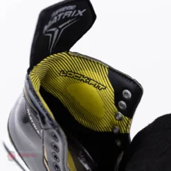 Bauer Supreme Matrix Junior Hockey Skates (2018) 33 Bauer Supreme Matrix Junior Hockey Skates (2018) -Bauer bauer hockey skates bauer supreme matrix junior hockey skates 2018 4566204383298