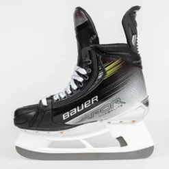 Bauer Vapor HyperLite 2 Intermediate Hockey Skates -Bauer bauer hockey skates bauer vapor hyperlite2 intermediate hockey skates 30497614299202