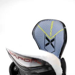 Bauer Vapor Shift Pro Youth Hockey Skates 8 Bauer Vapor Shift Pro Youth Hockey Skates -Bauer bauer hockey skates bauer vapor shift pro youth hockey skates 30554000752706