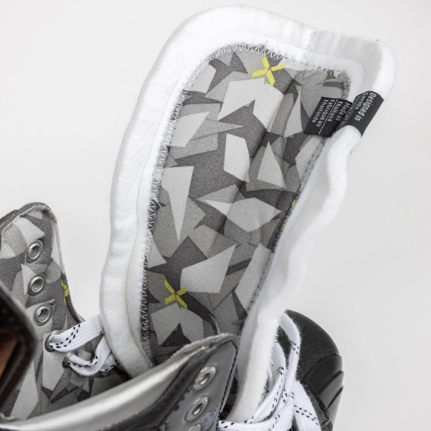 Bauer Vapor X3 Intermediate Hockey Skates 13 Bauer Vapor X3 Intermediate Hockey Skates - Image 13