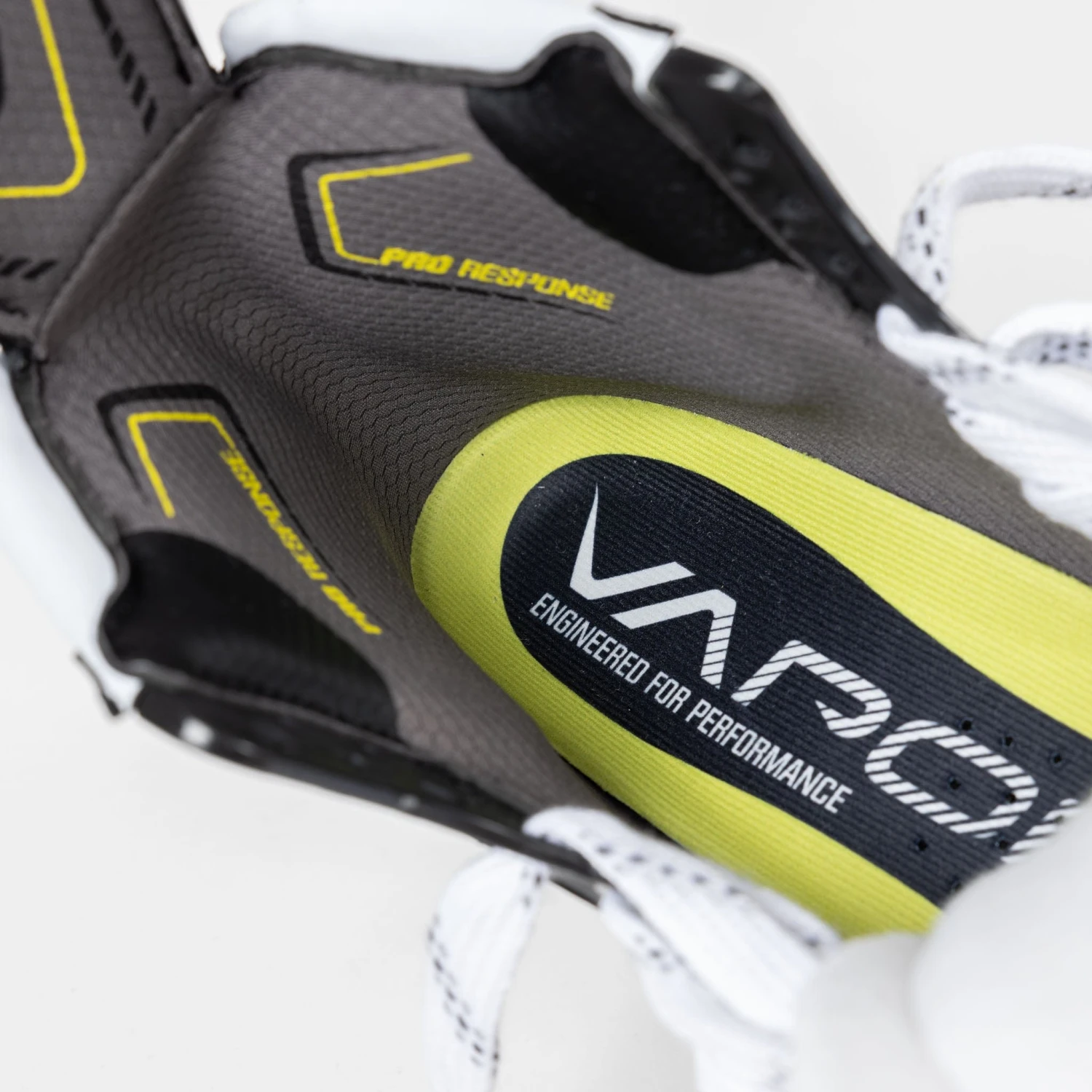 Bauer Vapor 3X Pro Intermediate Roller Hockey Skates 18 Bauer Vapor 3X Pro Intermediate Roller Hockey Skates - Image 18