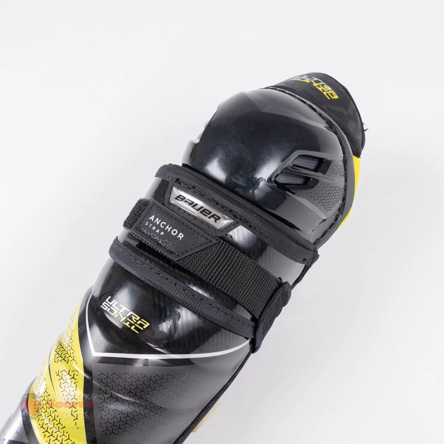 Bauer Supreme UltraSonic Junior Hockey Shin Guards 2 Bauer Supreme UltraSonic Junior Hockey Shin Guards - Image 2