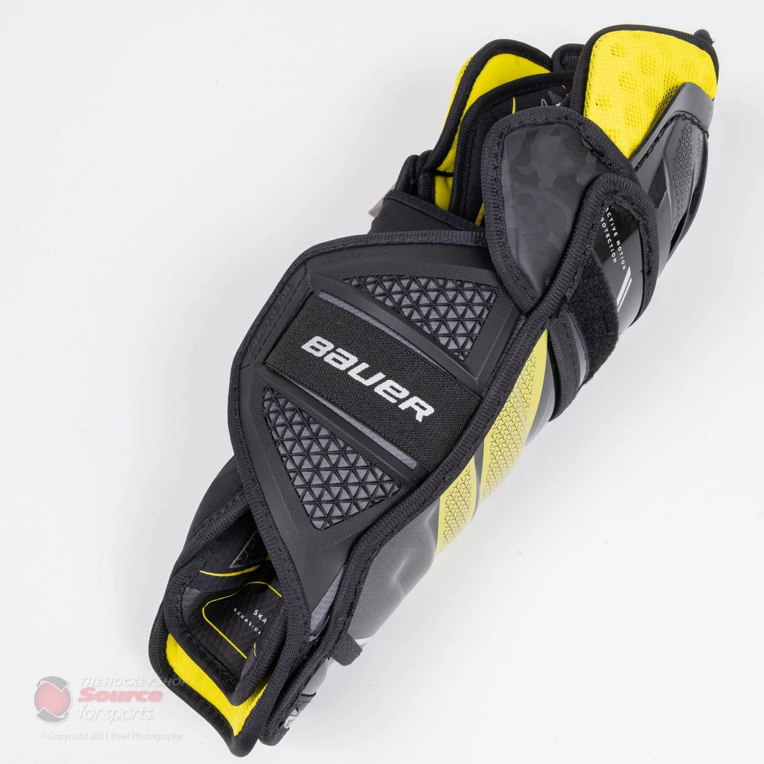 Bauer Supreme UltraSonic Junior Hockey Shin Guards 5 Bauer Supreme UltraSonic Junior Hockey Shin Guards - Image 5