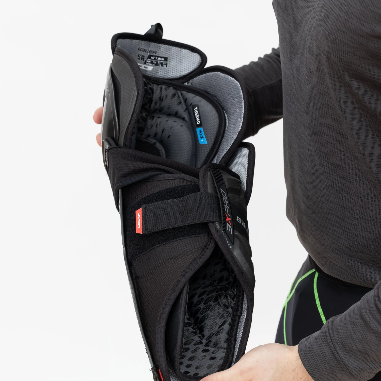 Bauer Vapor 3X Pro Intermediate Hockey Shin Guards 8 Bauer Vapor 3X Pro Intermediate Hockey Shin Guards - Image 8