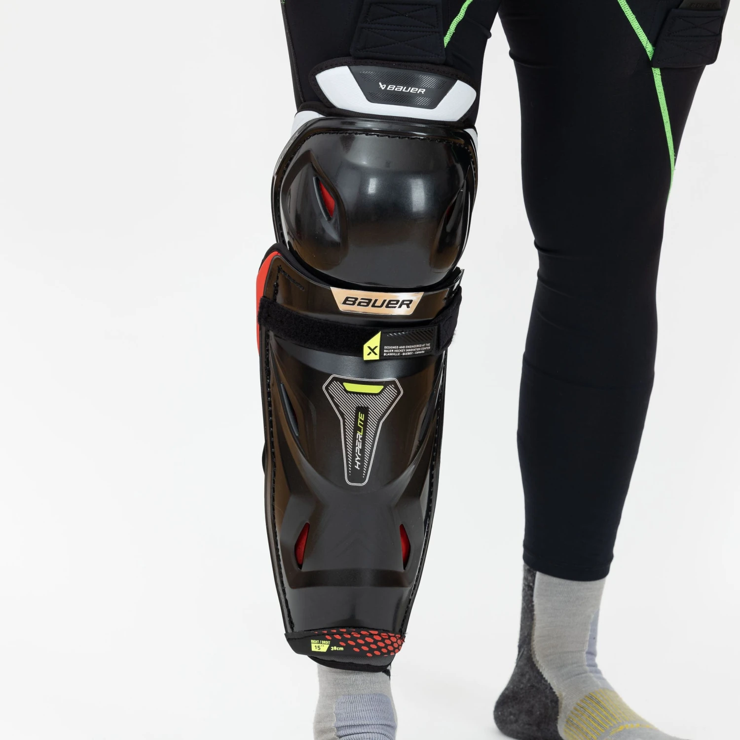 Bauer Vapor Hyperlite Intermediate Hockey Shin Guards 6 Bauer Vapor Hyperlite Intermediate Hockey Shin Guards - Image 6