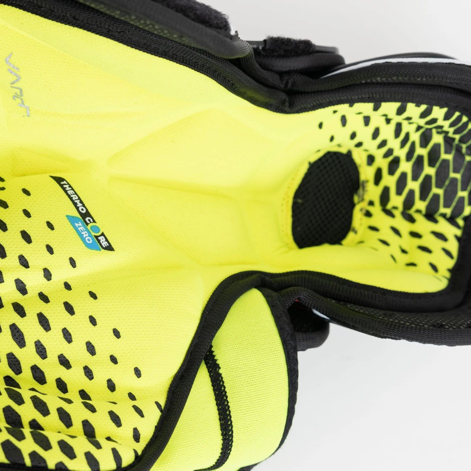 Bauer Vapor Hyperlite Junior Hockey Shin Guards 14 Bauer Vapor Hyperlite Junior Hockey Shin Guards - Image 14