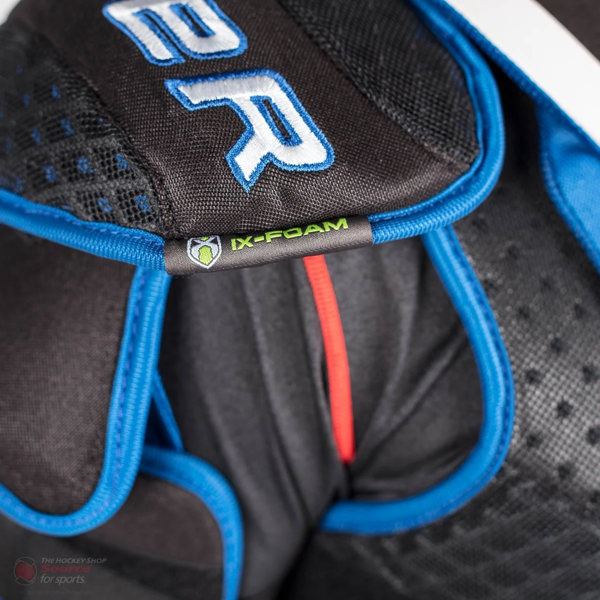 Bauer Nexus 2N Senior Hockey Shoulder Pads 6 Bauer Nexus 2N Senior Hockey Shoulder Pads - Image 6