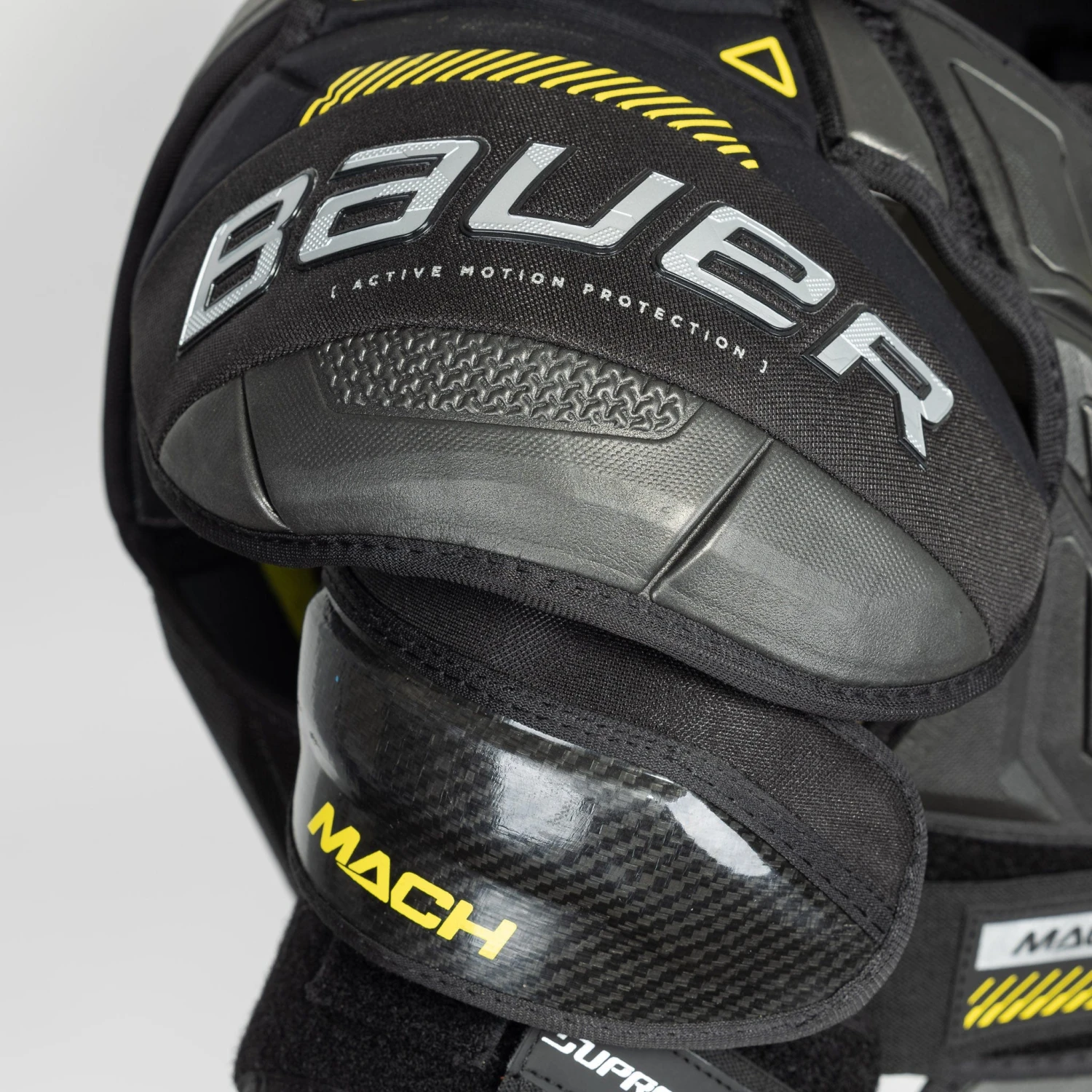 Bauer Supreme Mach Senior Hockey Shoulder Pads 5 Bauer Supreme Mach Senior Hockey Shoulder Pads - Image 5