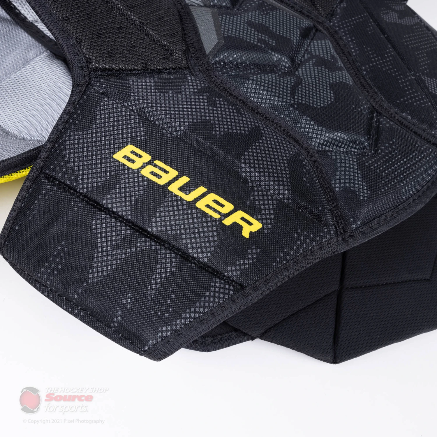 Bauer Supreme Matrix Intermediate Hockey Shoulder Pads (2021) 6 Bauer Supreme Matrix Intermediate Hockey Shoulder Pads (2021) - Image 6