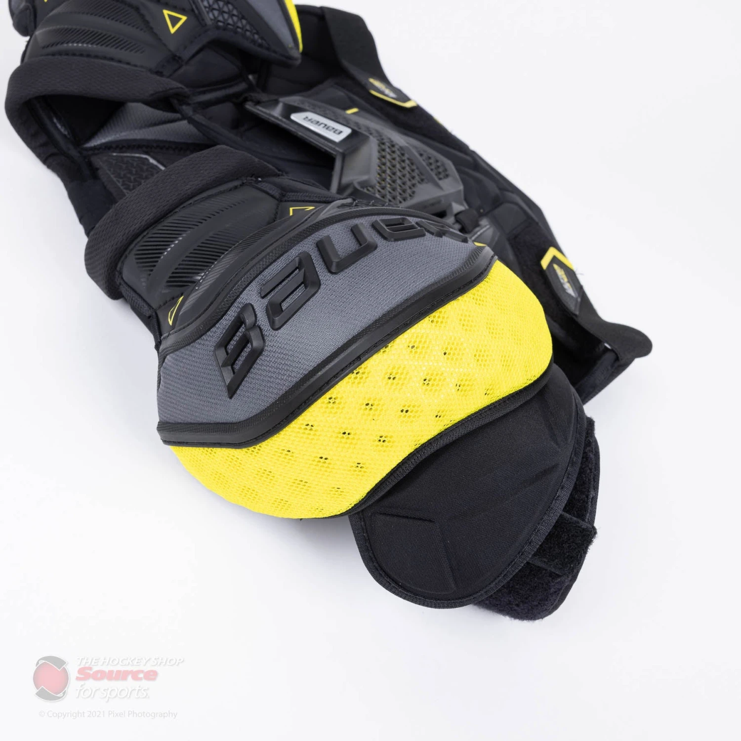 Bauer Supreme UltraSonic Intermediate Hockey Shoulder Pads 5 Bauer Supreme UltraSonic Intermediate Hockey Shoulder Pads - Image 5