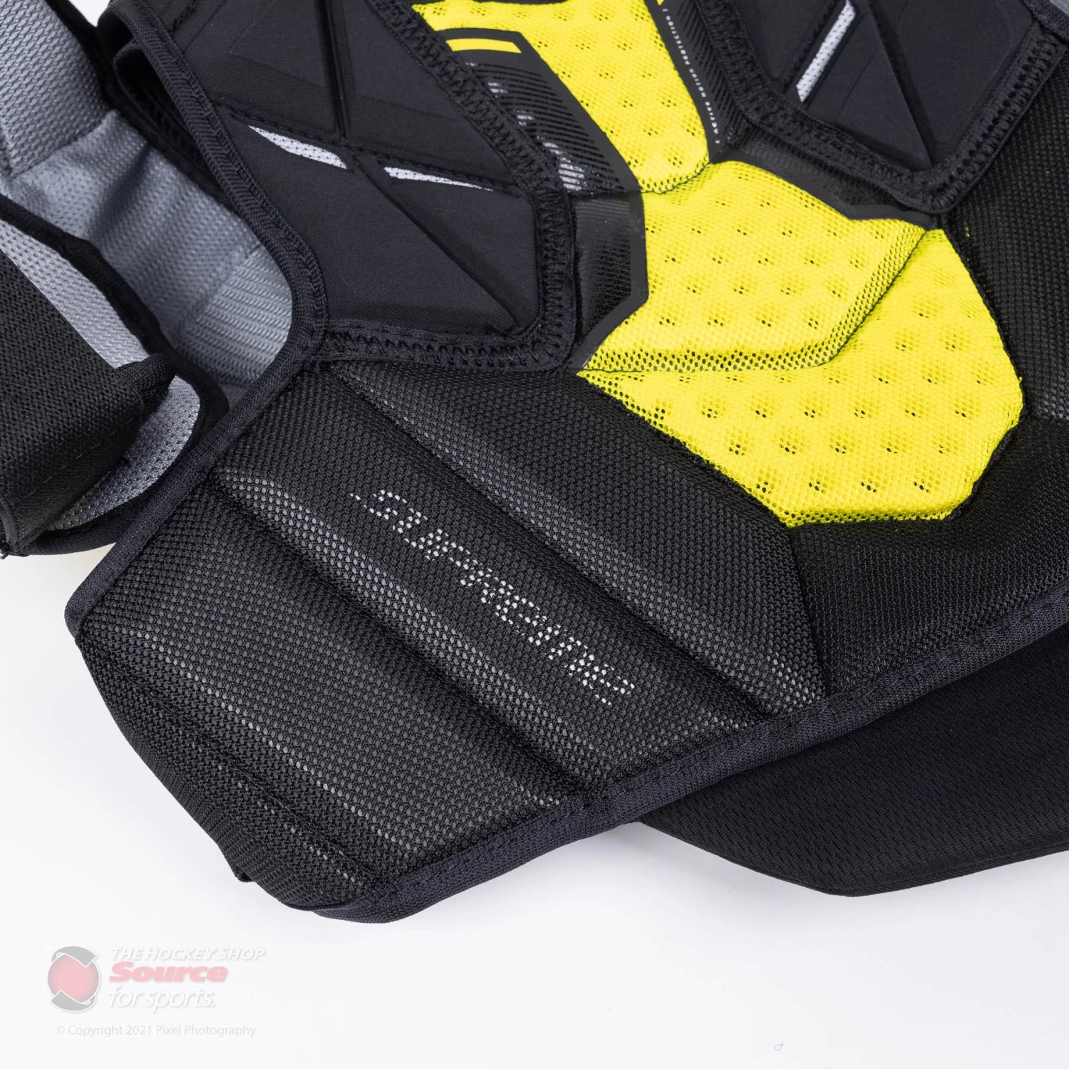 Bauer Supreme UltraSonic Intermediate Hockey Shoulder Pads 6 Bauer Supreme UltraSonic Intermediate Hockey Shoulder Pads - Image 6