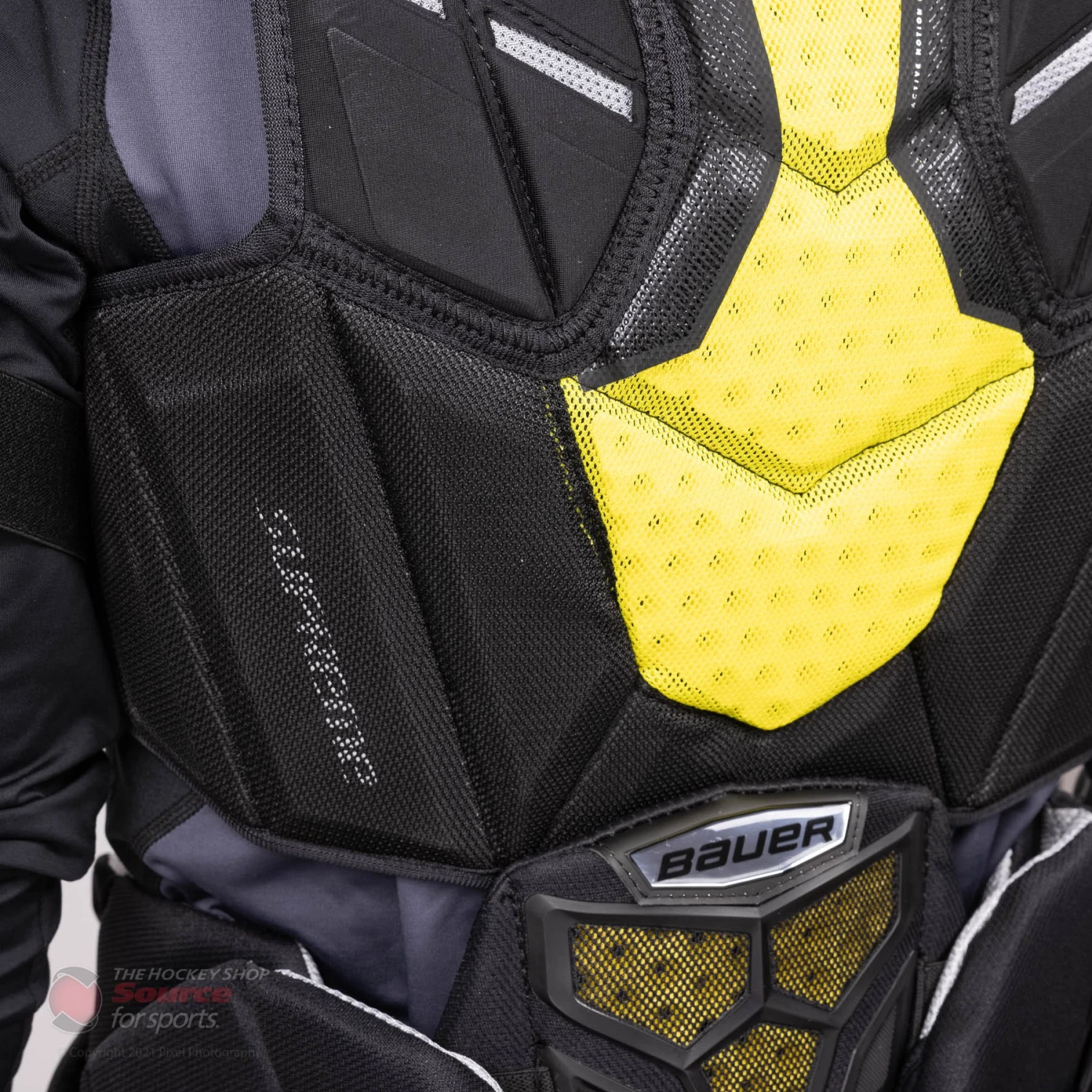 Bauer Supreme UltraSonic Senior Hockey Shoulder Pads 7 Bauer Supreme UltraSonic Senior Hockey Shoulder Pads - Image 7