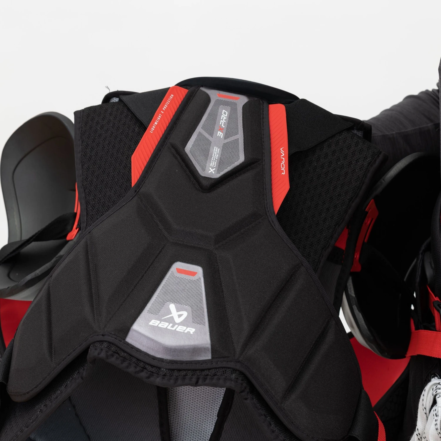 Bauer Vapor 3X Pro Intermediate Hockey Shoulder Pads 5 Bauer Vapor 3X Pro Intermediate Hockey Shoulder Pads - Image 5