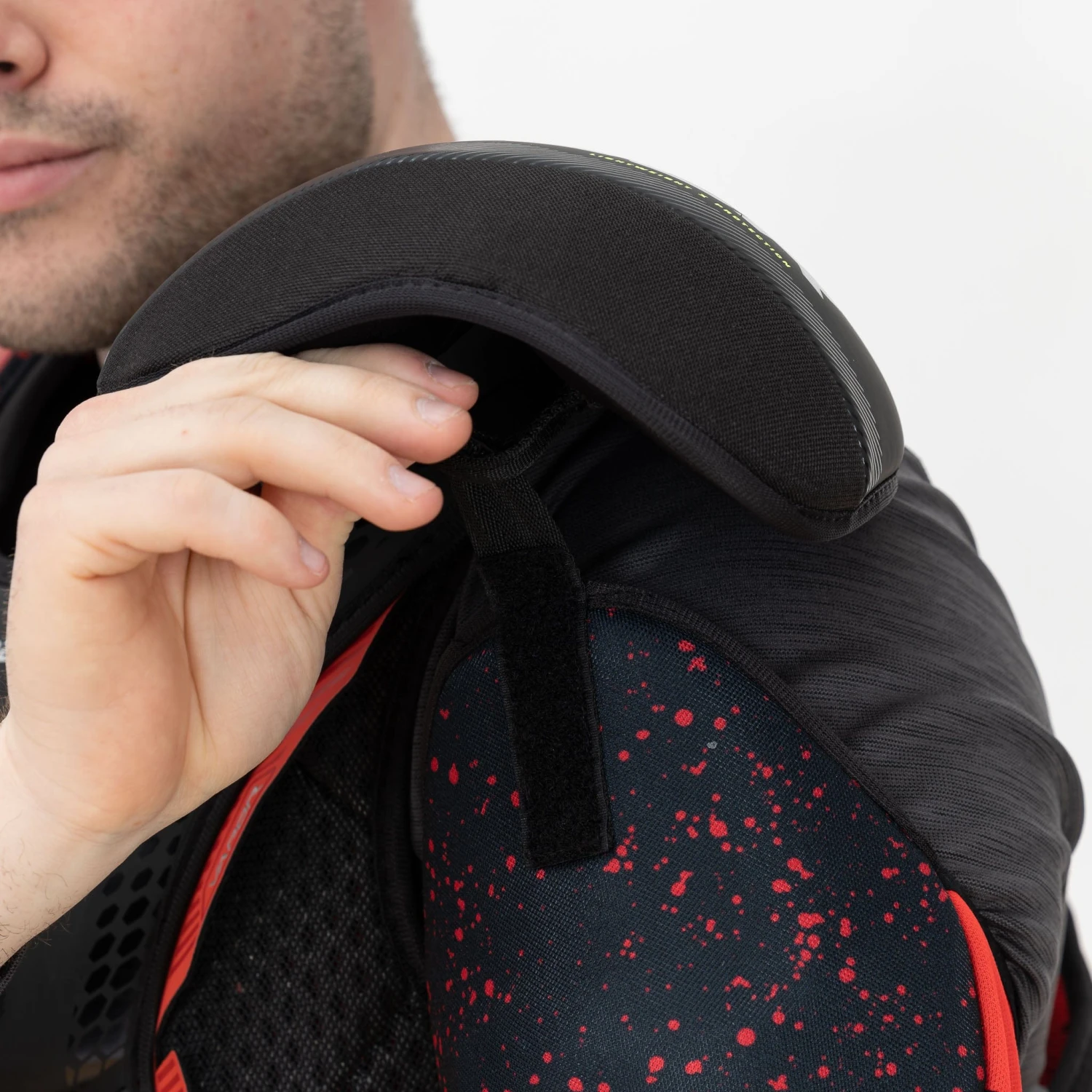 Bauer Vapor 3X Senior Hockey Shoulder Pads 13 Bauer Vapor 3X Senior Hockey Shoulder Pads - Image 13