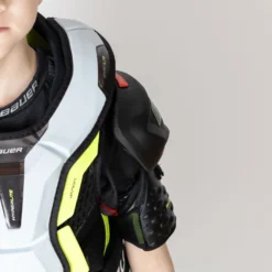 Bauer Vapor Hyperlite Junior Hockey Shoulder Pads -Bauer bauer shoulder pads bauer vapor hyperlite junior hockey shoulder pads 29086238048322