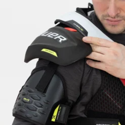 Bauer Vapor Hyperlite Senior Hockey Shoulder Pads 33 Bauer Vapor Hyperlite Senior Hockey Shoulder Pads -Bauer bauer shoulder pads bauer vapor hyperlite senior hockey shoulder pads 29086246469698