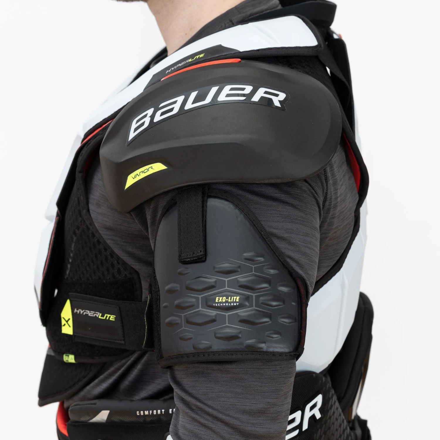 Bauer Vapor Hyperlite Senior Hockey Shoulder Pads 18 Bauer Vapor Hyperlite Senior Hockey Shoulder Pads - Image 18