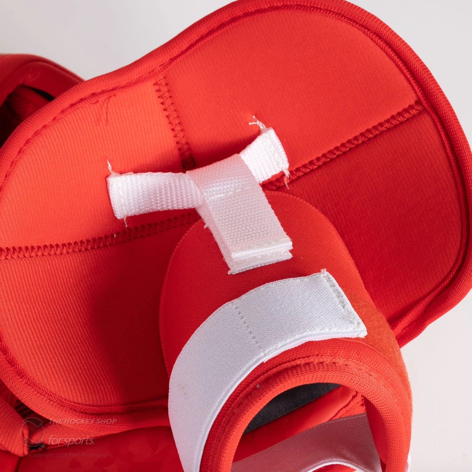 Bauer Vapor X-R Senior Hockey Shoulder Pads 5 Bauer Vapor X-R Senior Hockey Shoulder Pads - Image 5