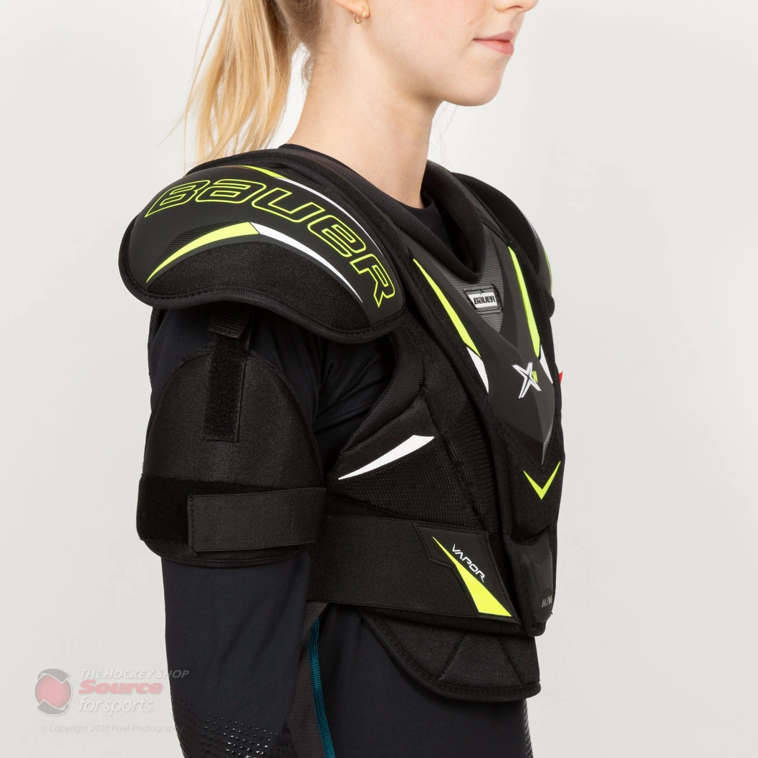 Bauer Vapor X-W Womens Hockey Shoulder Pads 4 Bauer Vapor X-W Womens Hockey Shoulder Pads - Image 4